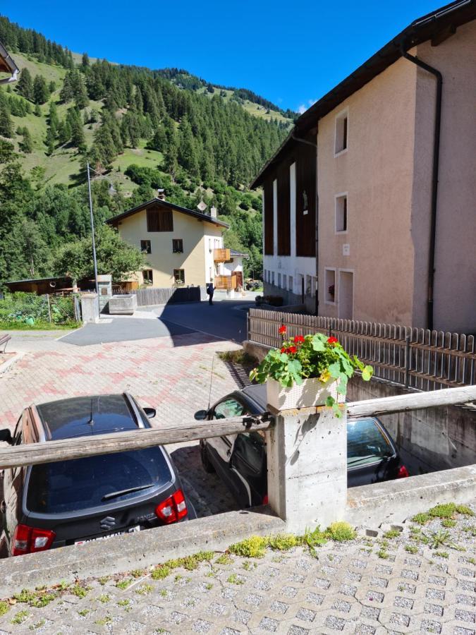 Apartament Lumpaz Santa Maria Val Muestair Zewnętrze zdjęcie